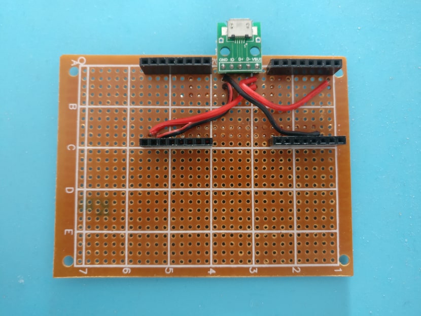 Perfboard - vue de dessus